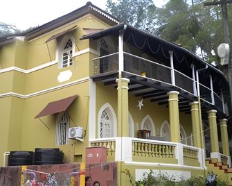 Royal Phoenix Inn - פאנג'י - בניין