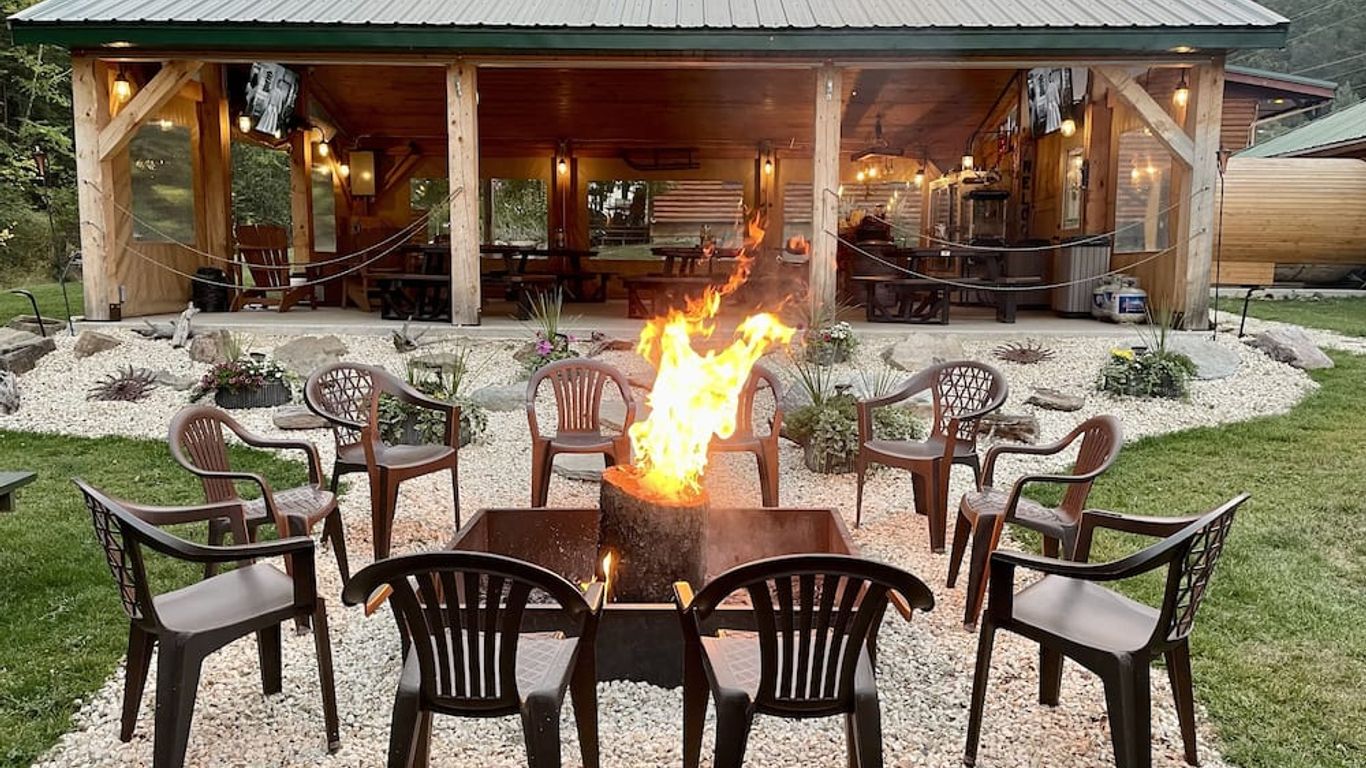 Whitetail Creek Resort