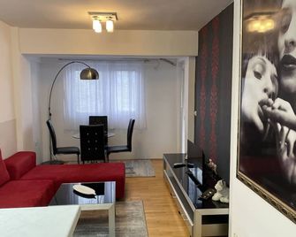 Luxurious Apartment Alex in Ohrid - Ohrid - Olohuone