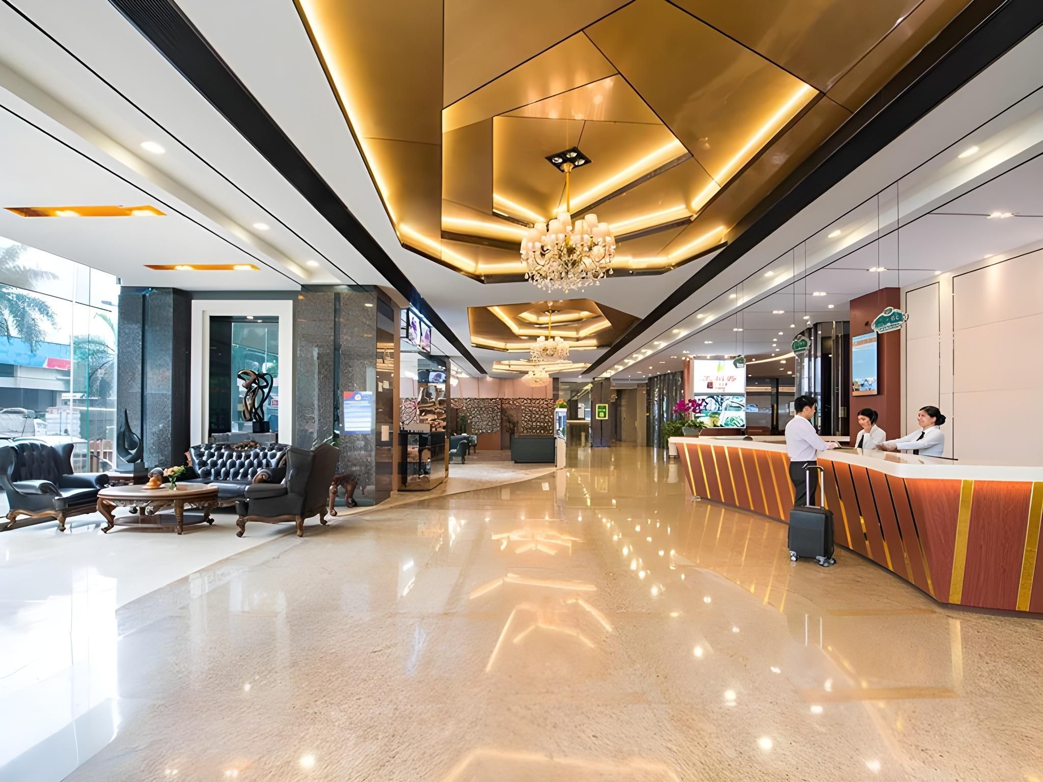 Vienna International Hotel Foshan Nanhai Dali Haiyue - פושאן - לובי