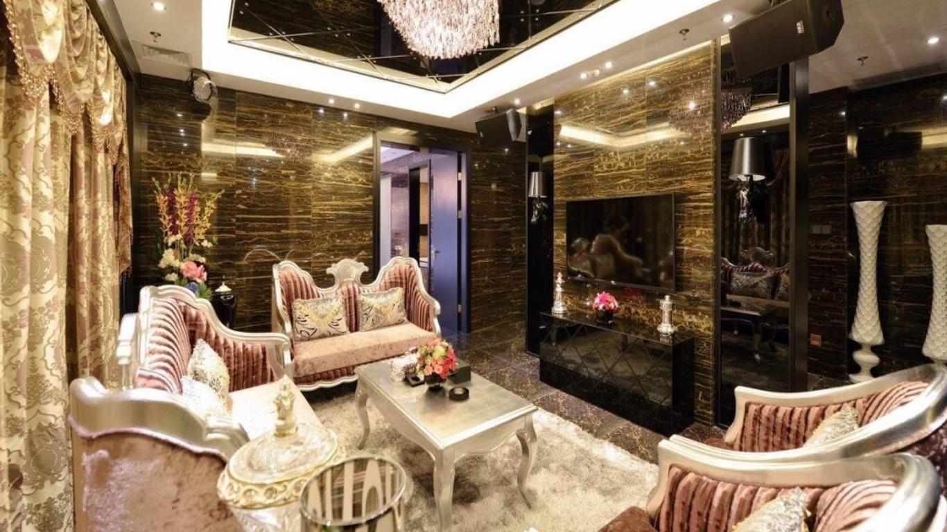 Xiamen Discovery Hotel