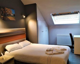 Adonis Hotel Strasbourg - Estrasburgo - Habitación