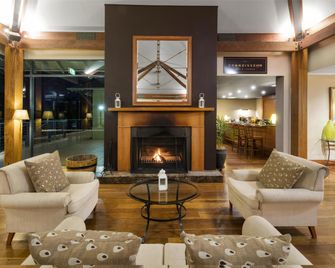 Oaks Cypress Lakes Resort - פוקולבין - לובי