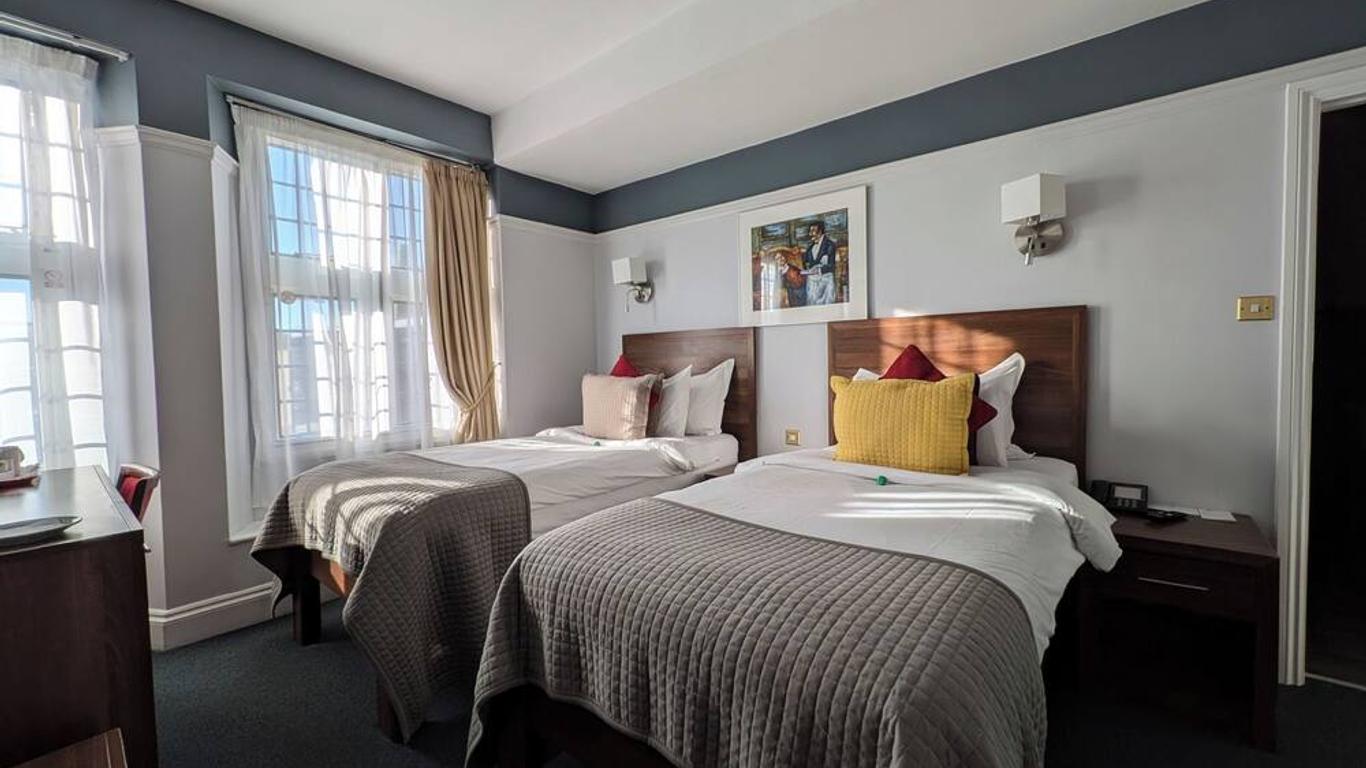 Royal Oxford Hotel