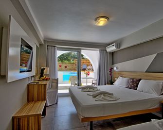 Klelia Beach Hotel - Kalamaki