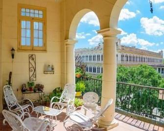La Terraza De Prado - La Habana - Balcón