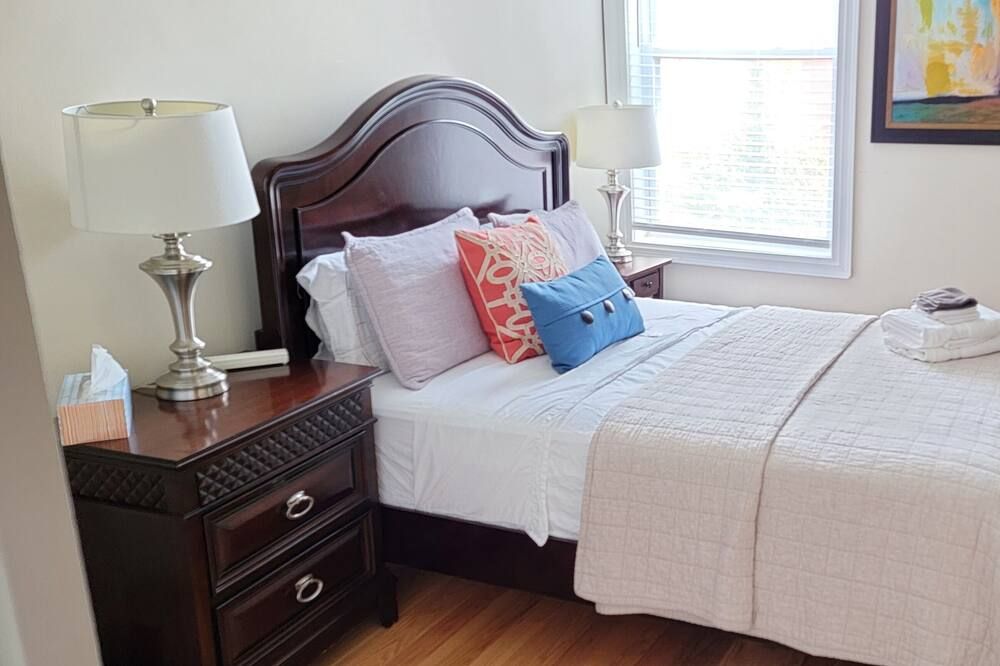 Convention Center/Logan Circle Large Cozy House. - واشنطن د.ك. - غرفة نوم