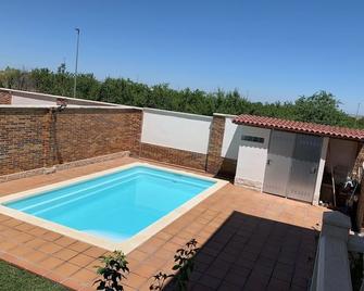Chalet Villa Maria a 10 minutos de Puy du Fou - Toledo - Basen