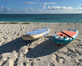 Steps From the Water on One of The Most Beautiful Beaches in Exuma! - Rokers Point Settlement - Playa