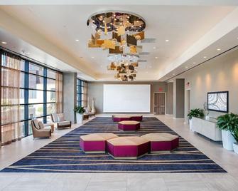 Courtyard by Marriott Phoenix Downtown - פיניקס - לובי