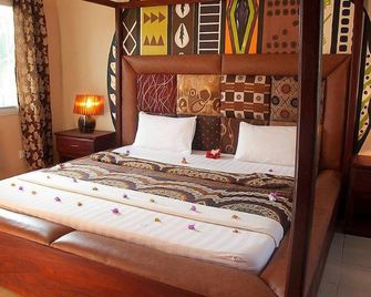 بامبو جاردن هوتل - سيريكوندا - غرفة نوم