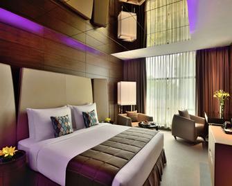 Radisson Blu Atria Bengaluru - Bengaluru - Bedroom