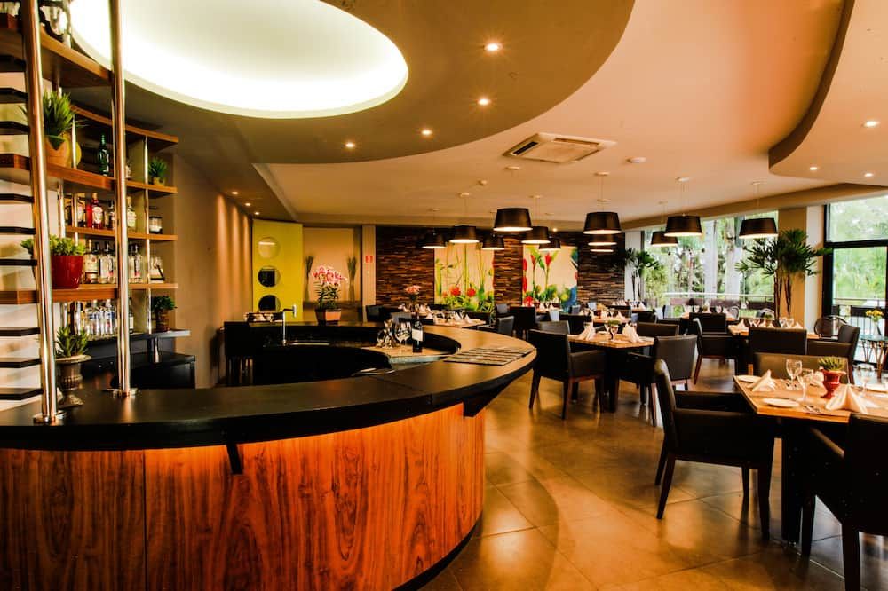 فيفاز كاتاراتاس هوتل آند ريزورت