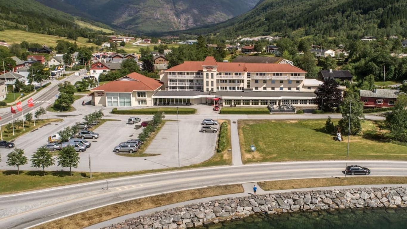 Grand Hotel Skei - Unike Hoteller