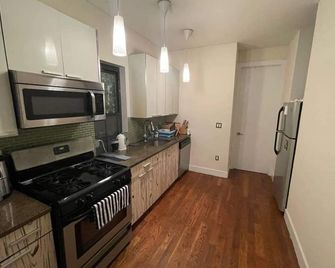 Central Bushwick Room. - ברוקלין - מטבח
