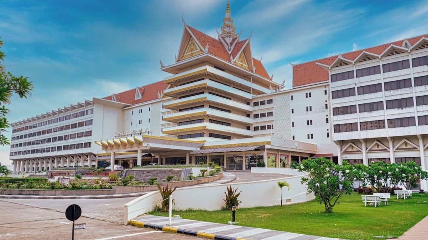 Hotel Cambodiana