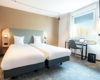 Hôtel Akena Reims Bezannes - Bezannes