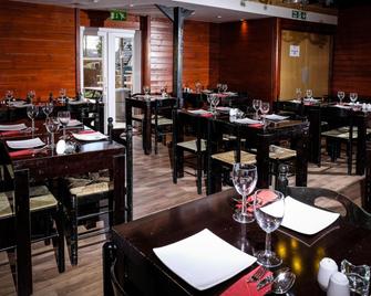 The R Inn Hotel - Kettering - Restaurant