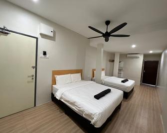 Homestay Suria - Kuala Kangsar - Bedroom
