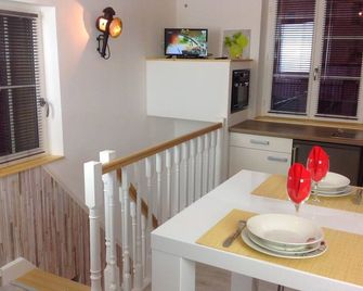 Appartement sur 3 niveaux centre ville CAEN - Caen - Dining room
