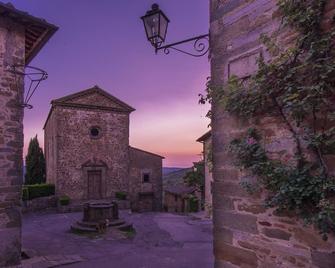 Castello di Volpaia - Radda In Chianti - Patio