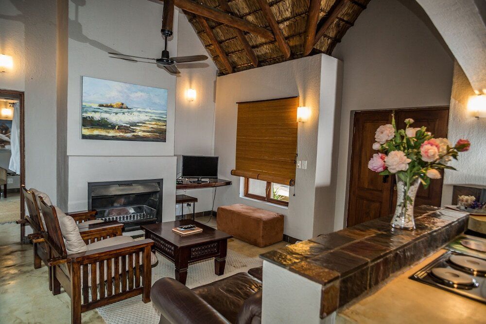 Raptors Lodge - הודספרוט - סלון