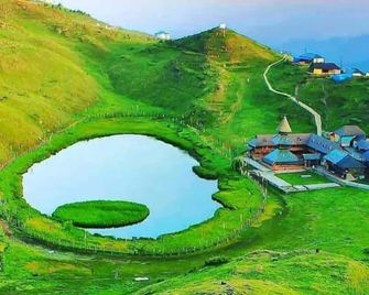 Royal Parshar Lake Home Stay - Bajaura