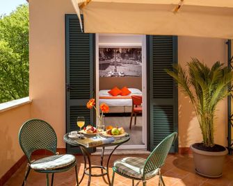 Hotel Villa Grazioli - Rooma - Parveke