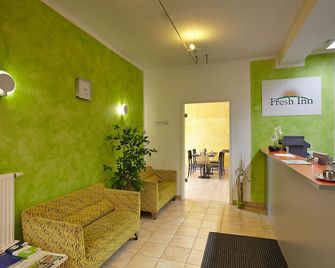 Hotel Fresh Inn - Unterhaching - Receptie