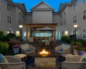 Homewood Suites by Hilton Buffalo - Airport - Cheektowaga - Βεράντα