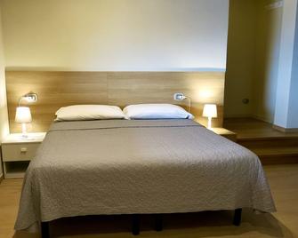 Agriturismo Forest B&B - Iseo - Schlafzimmer