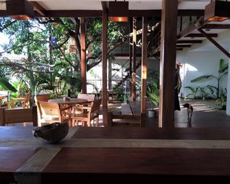 Blue Mango Rooms & Villas - Barangay Buena Suerte - Patio