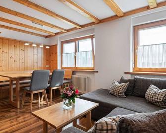 Ferienwohnung, Bernau - Bernau im Schwarzwald - Huiskamer