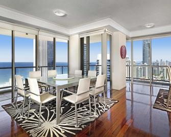 Mantra Towers of Chevron Surfers Paradise - Surfers Paradise - Bedroom