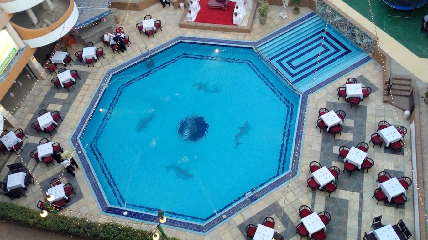 أجنحة مونت كايرو