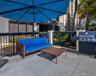 Hampton Inn Daytona/Ormond Beach - אורמונד ביץ' - מרפסת