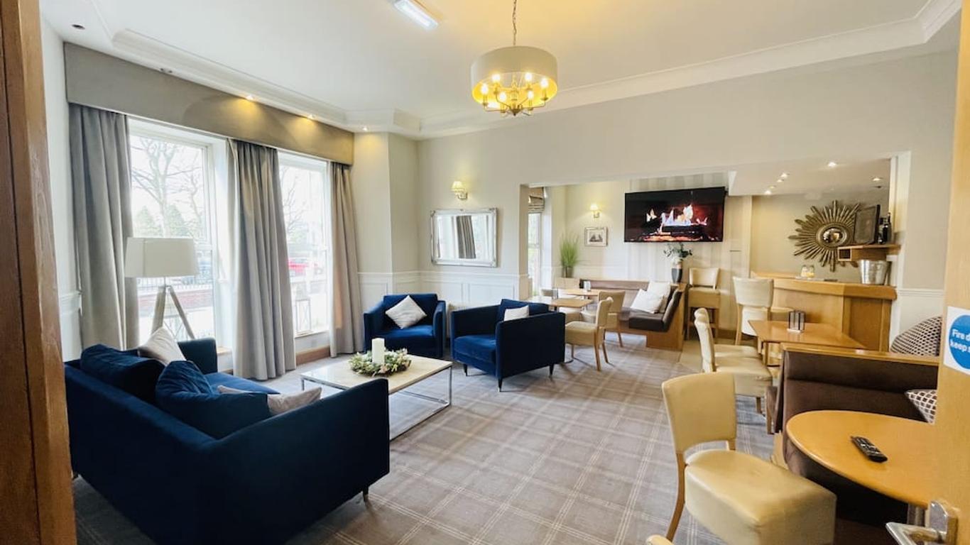 The Westlynne Hotel & Apartments