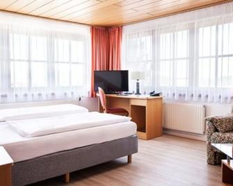 Hotel Restaurant Kaiser Superior - Herrenberg - Bedroom