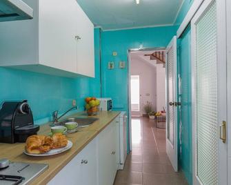 Near The Beach 20 Km From Barcelona - Vilassar de Mar - Cuisine