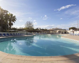 Sowell Residences Les Lauriers Roses - Agde - Piscina