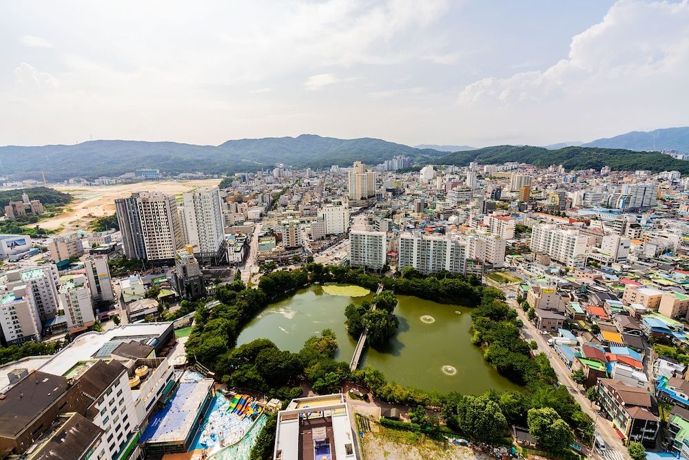 Golden Planet Hotel - Icheon - Vista esterna