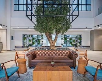 The Manor By Ja - Dubai - Lounge