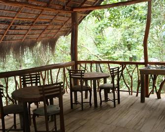 Jungle River - Ginigathhena - Balcony