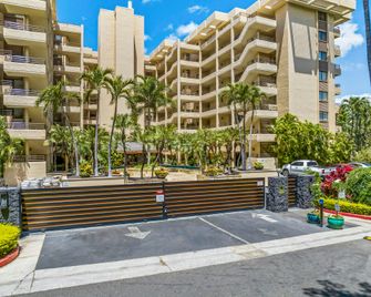 Polo Beach Club - Kīhei - Building