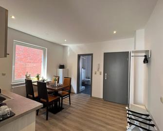 Maison Lounge - Aurich - Essbereich