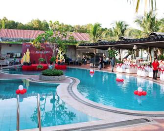 Sao Mai Phu My Resort - Vung Tau - Pool