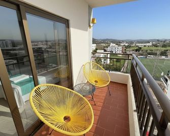 Hotel Orosol by Typic Hotels - סנט אנטוני דה פורמני - מרפסת