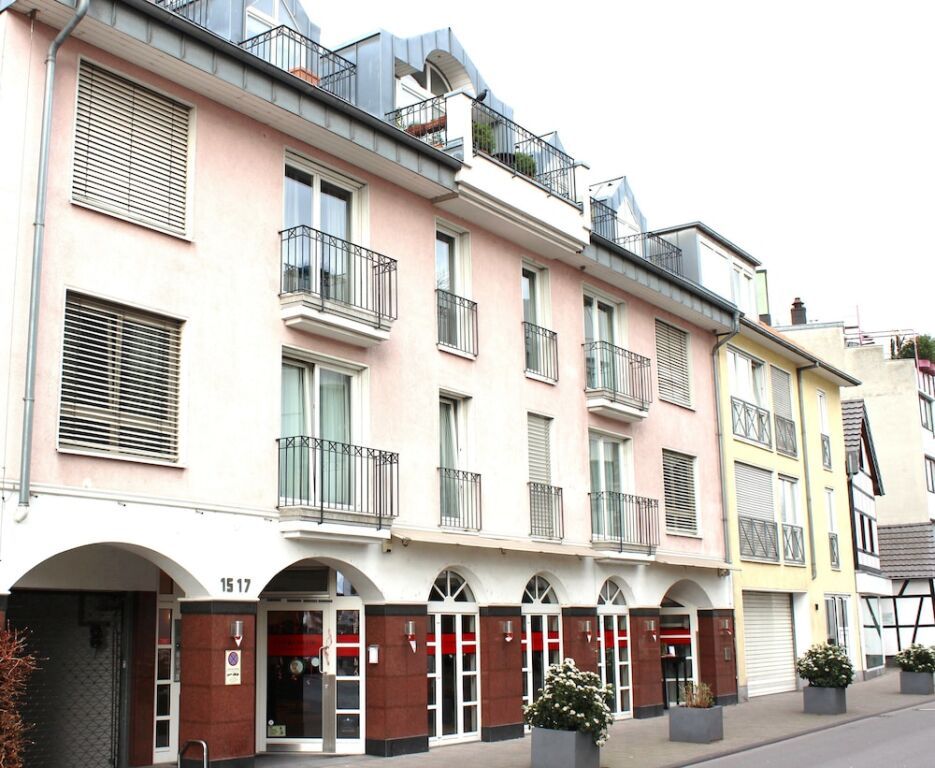 a-partment Cologne Riverside - קלן - בניין