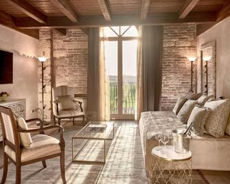 Tenuta Montemagno - Montemagno - Wohnzimmer