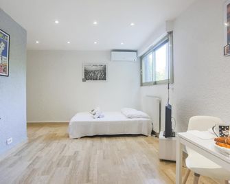 Studio AC 'La Californie'-Upscale Quiet Residence by Olidesi - Cannes - Phòng ngủ